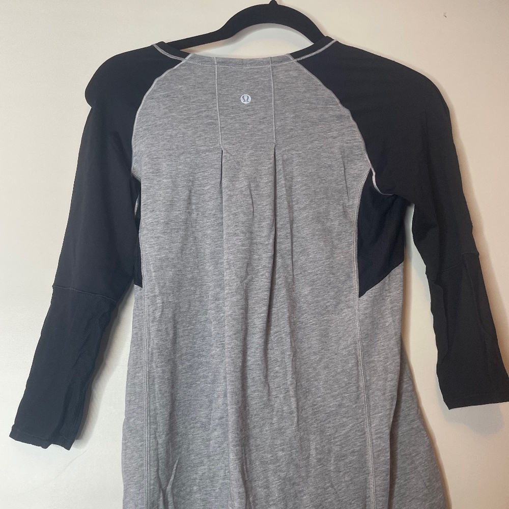 Lululemon Long sleeve - Picture 2 of 2